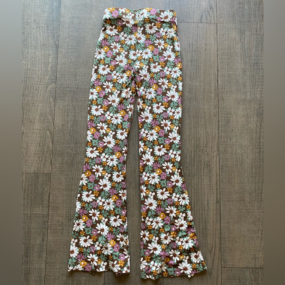Hollister floral pants - Picture 6 of 7